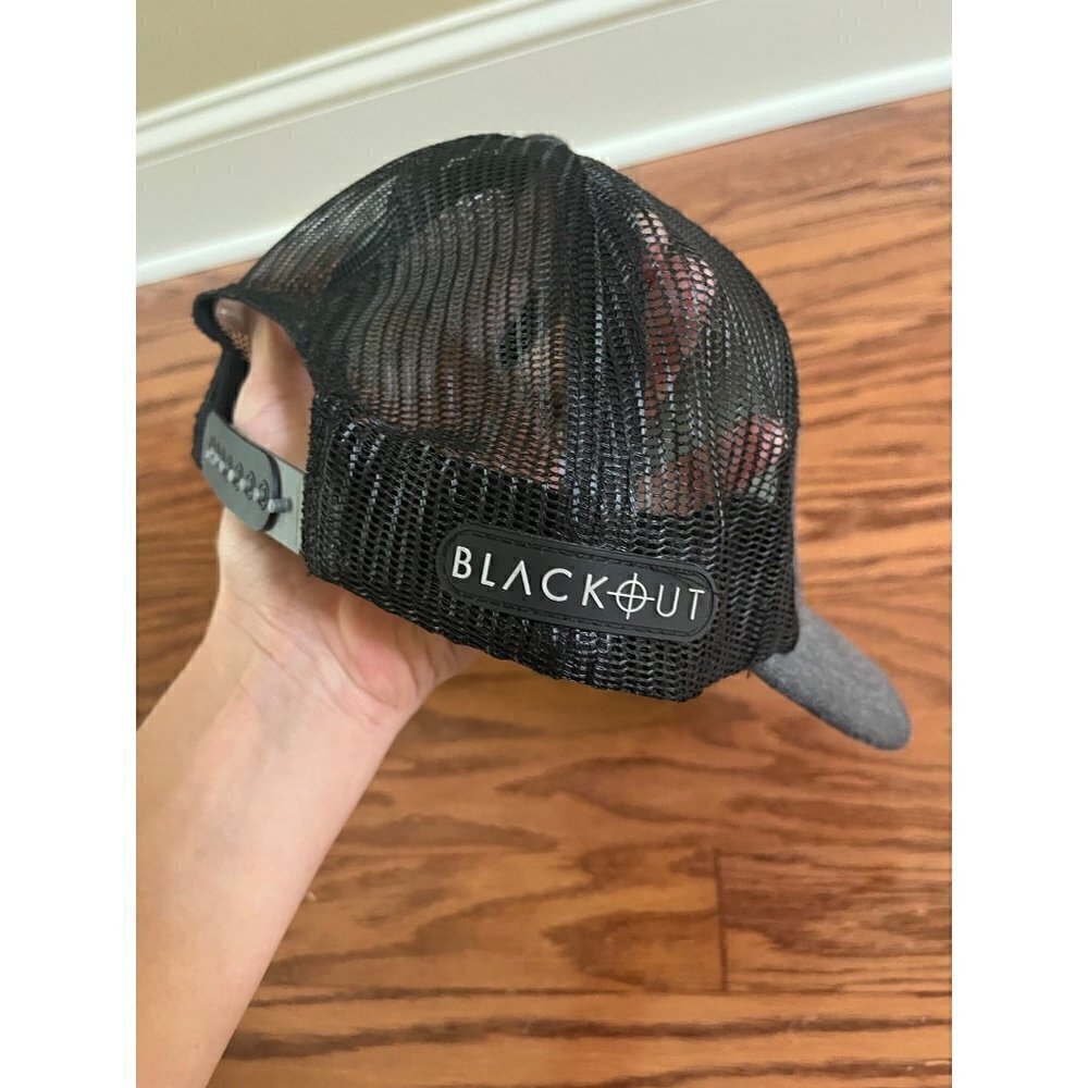 Hat - Picture 2 of 3